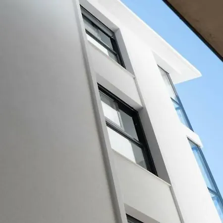 Piso Completo Para 4 Personas -parking Gratuito Apartamento *
